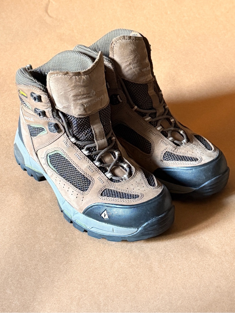 Vasque Men's Boots Sz 10 wide